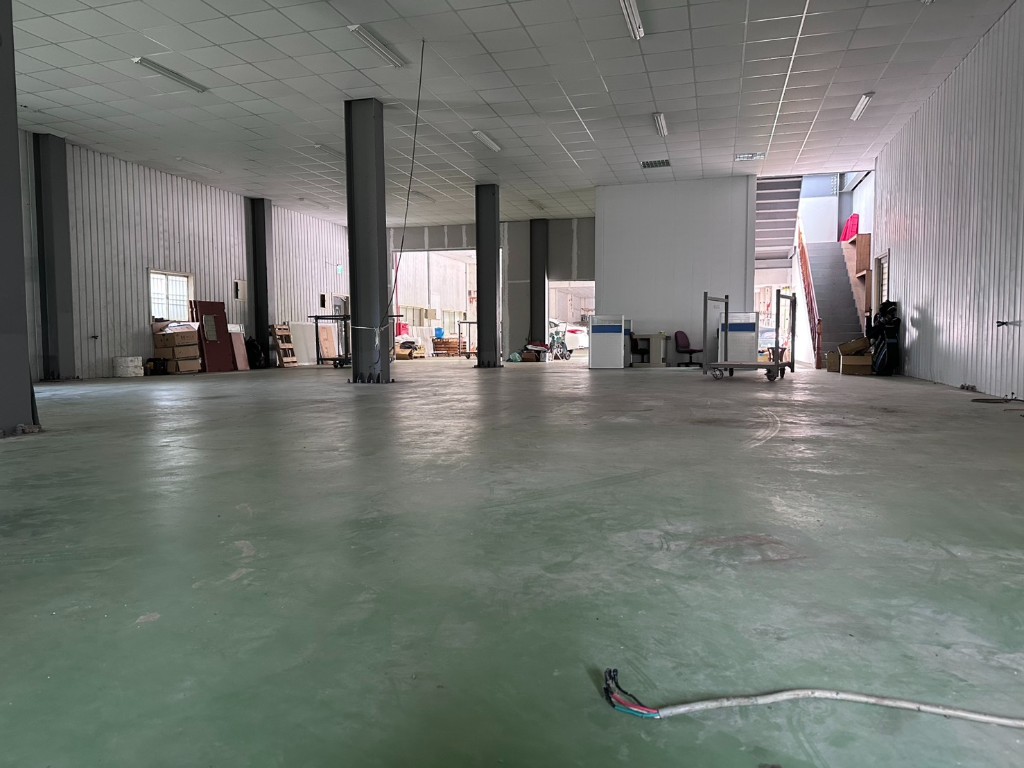 龍潭漂亮大腹地挑高鋼構廠房現場照片 9