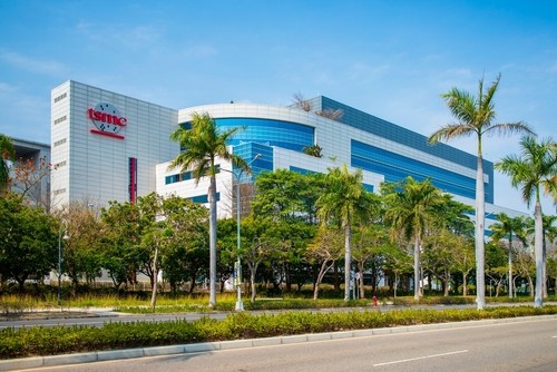 輝達、超微都在等！台積電 AZ 廠進入衝刺期，全球半導體版圖大洗牌